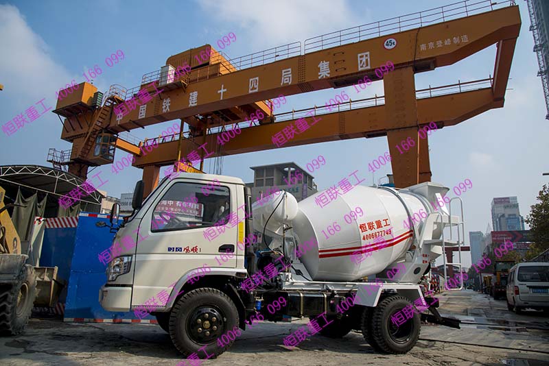 中鐵十四局青島地鐵項(xiàng)目采購我公司水泥攪拌車