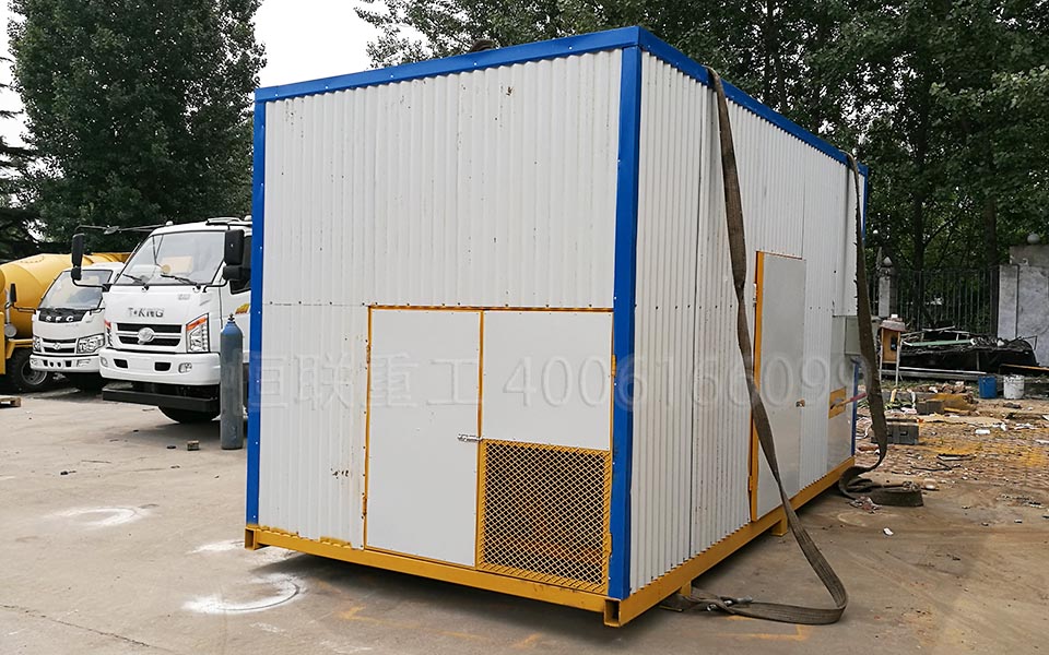 封閉式小型攪拌車上裝可以做砂漿中轉(zhuǎn)設(shè)備